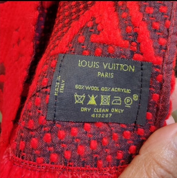 LOUIS VUITTON Logomania Scarf - Coded - Picture 6 of 6